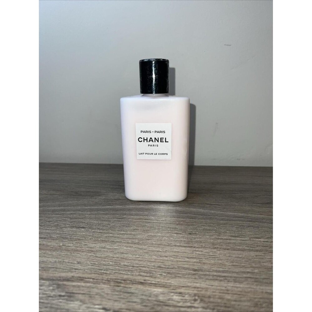 Chanel Paris Lait Pour Le Corps Body Lotion "New"